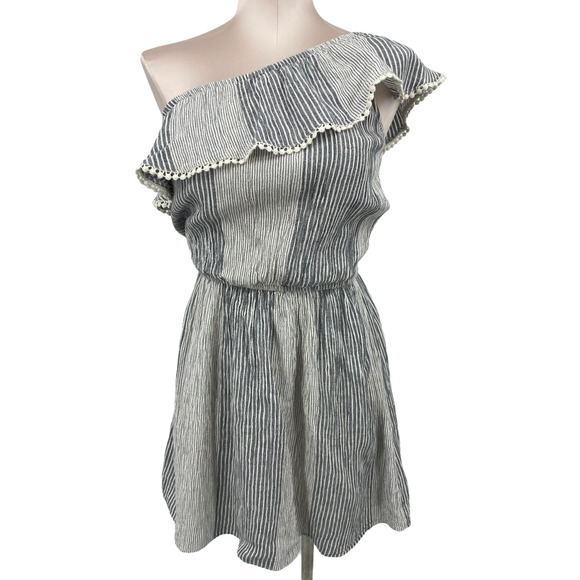 American Eagle Outfitters Dresses & Skirts - American Eagle Gray One Shoulder Dress S